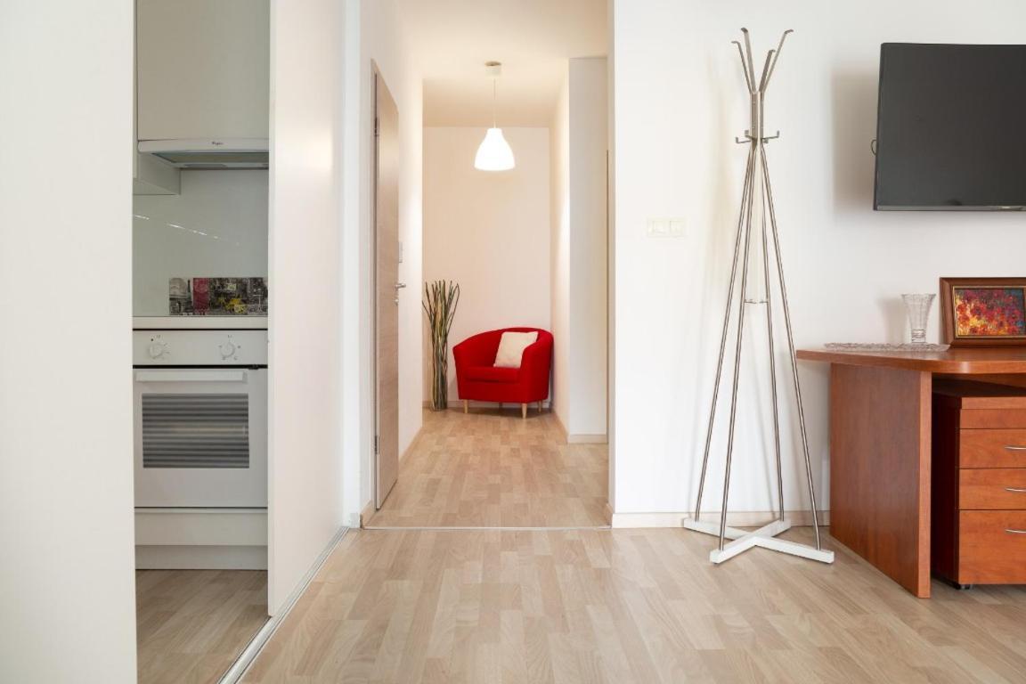 Great Tourist And Business Apartment Near Center Bratysława Zewnętrze zdjęcie