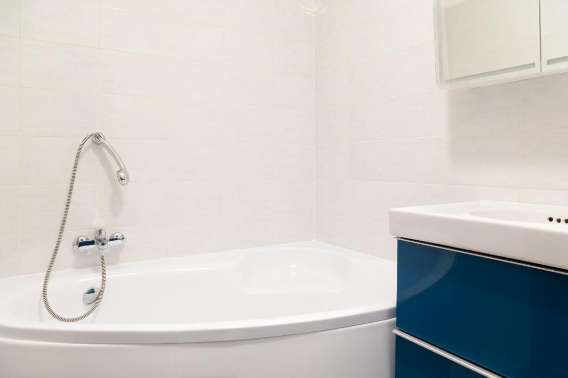 Great Tourist And Business Apartment Near Center Bratysława Zewnętrze zdjęcie